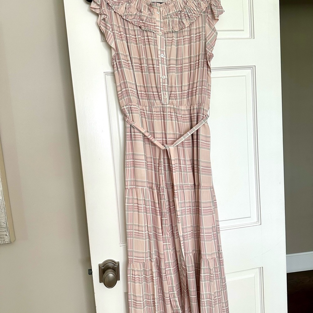 Adelyn Rae soft pink plaid dress! Classy!